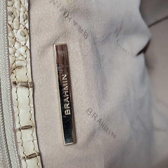 Large Brahmin Tan Croc Embossed Tote Shoulder Bag - Picture 12 of 14